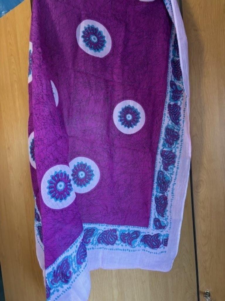 Paréo multi-usage, Kleding | Dames, Mutsen, Sjaals en Handschoenen, Zo goed als nieuw, Ophalen of Verzenden