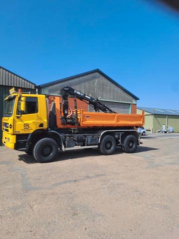 Kraancontainer haakarm hiab laadkraan plateau container kraa beschikbaar voor biedingen