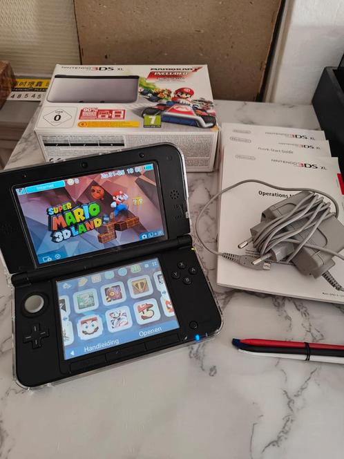 Nintendo 3DS XL modded, Games en Spelcomputers, Spelcomputers | Nintendo 2DS en 3DS, Gebruikt, 3DS XL, Zilver, Met games, Met beschermhoes of tas