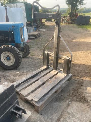 Pallet drager beschikbaar voor biedingen
