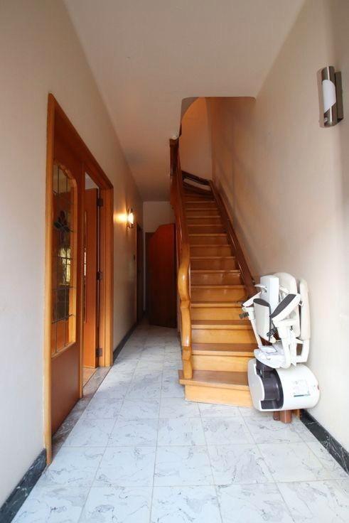 Degelijke Traplift, Diversen, Trapliften, Ophalen
