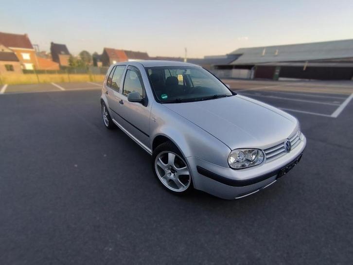 Volkswagen Golf 4 benzine, Auto's, Volkswagen, Bedrijf, Te koop, Golf, Bluetooth, Elektrische ramen, Radio, Benzine, Euro 4, Stadsauto