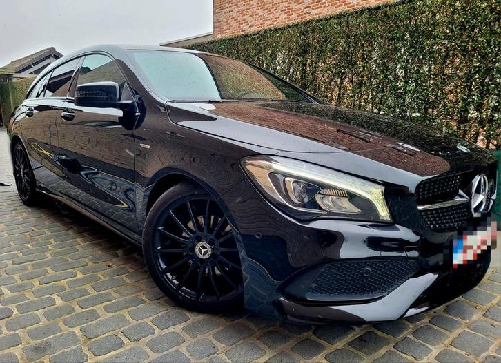 Doublure Mercedes Cla 180 AMG, édition nuit, essence, Autos, Mercedes-Benz, Particulier, CLA, ABS, Caméra de recul, Airbags, Air conditionné