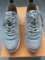 sneakers merk TOD'S lichtgrijs maat 35, Kleding | Dames, Ophalen, Zo goed als nieuw, Sneakers, Grijs