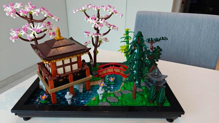 Lego Icons 10315 Tranquil Garden, Kinderen en Baby's, Speelgoed | Duplo en Lego, Zo goed als nieuw, Lego, Complete set, Ophalen of Verzenden