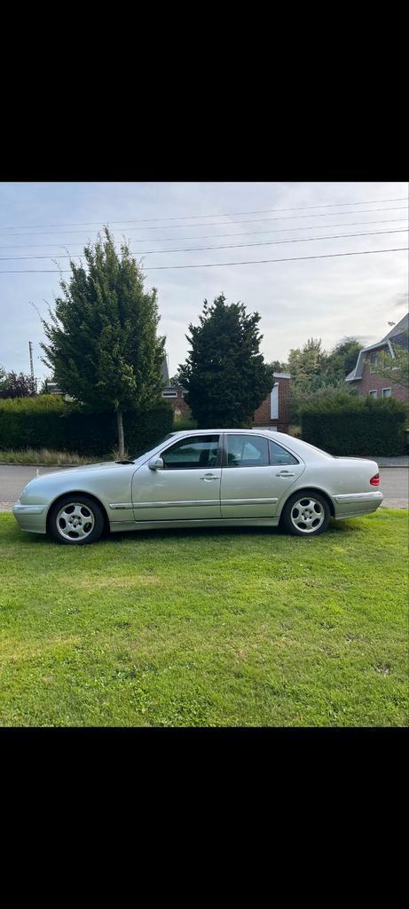 IMPECCABLE!!! Mercedes AVANT-GARDE 2.2CDI EXCEPTIONNELLE, Auto's, Mercedes-Benz, Particulier, E-Klasse, Diesel, Handgeschakeld