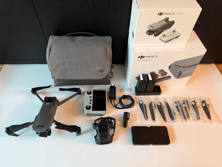 DJI Mavic 3 Classic - Fly More Combo - occasion - nd filters, Audio, Tv en Foto, Drones, Zo goed als nieuw, Drone met camera, Ophalen of Verzenden