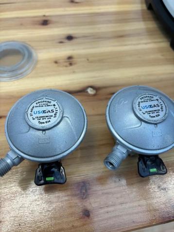 2 x Quick-on gasdrukregelaar beschikbaar voor biedingen