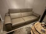 Echte ledere zetel kleur taupe met relax, Huis en Inrichting, Ophalen, 250 tot 300 cm, Met relax, Leer