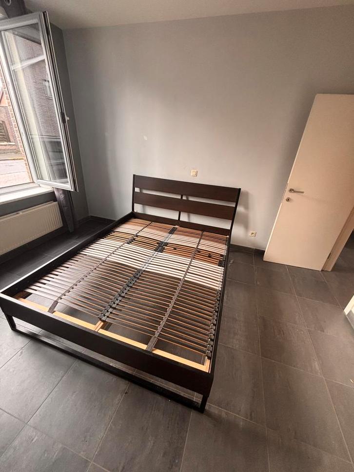 Modern bed in heel goeie staat, Maison & Meubles, Chambre à coucher | Lits, Comme neuf, Enlèvement