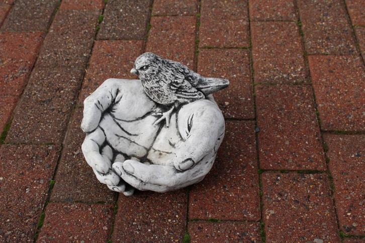 Stenen handvogelbad met 1 vogel, Tuin en Terras, Vogelhuisjes en Vogelbaden, Nieuw, Ophalen