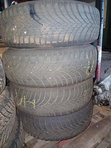 Winterset mercedes 15" semprit beschikbaar voor biedingen