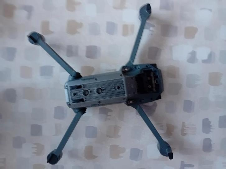 DJI mavic pro 1 (opknapper)  geen garantie ) vliegt perfect, Hobby en Vrije tijd, Modelbouw | Radiografisch | Helikopters en Quadcopters
