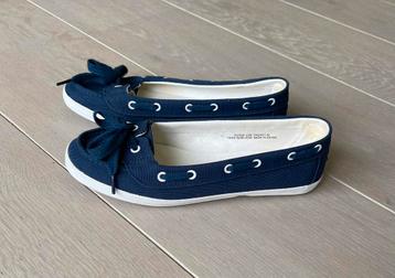 Schoenen  beschikbaar voor biedingen