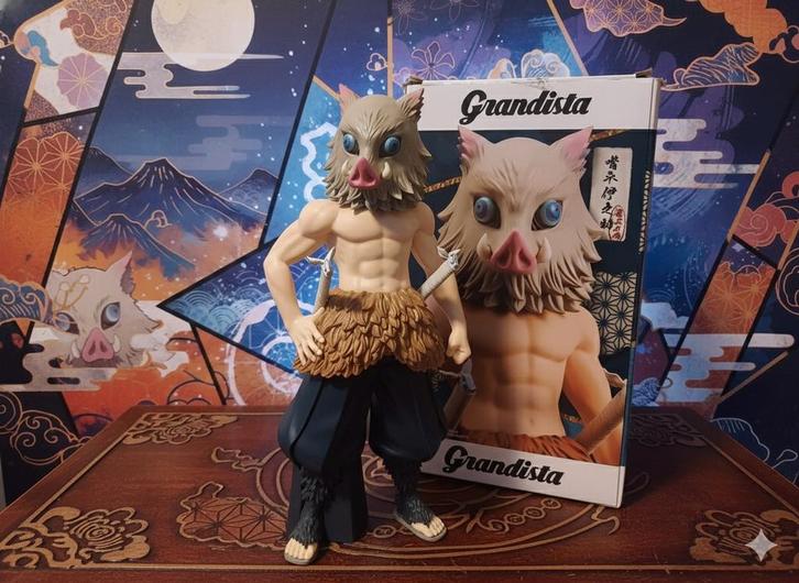 Figurine Inosuke Hashibira - Grandista (Demon Slayer), Collections, Statues & Figurines, Comme neuf, Autres types, Enlèvement ou Envoi