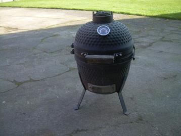 barbecue voor houtskool,  3 lege gasflessen beschikbaar voor biedingen