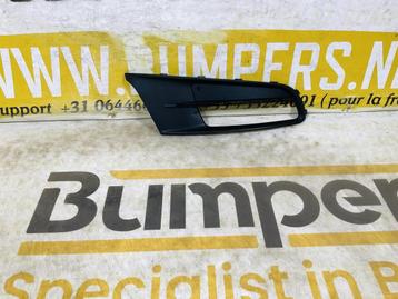 Rooster Volkswagen Sharan 7N0853666B Mistlamprooster 2-P6-12 beschikbaar voor biedingen