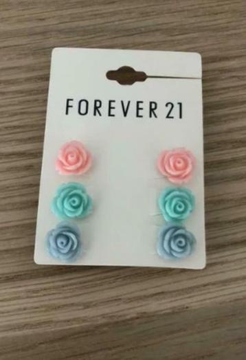 3 paires de boucles d'oreilles avec roses NEUF, Enlèvement ou Envoi, Vert, Autres matériaux, Neuf