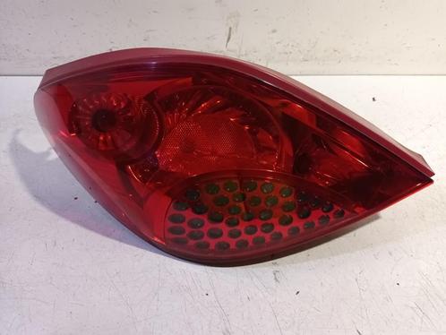 ACHTERLICHT LINKS BUITEN Peugeot 207 CC (WB) (2021101027), Auto-onderdelen, Verlichting, Peugeot, Gebruikt