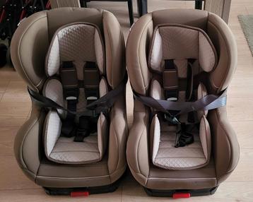 ​Deux sièges auto pour enfant Prénaman  beschikbaar voor biedingen