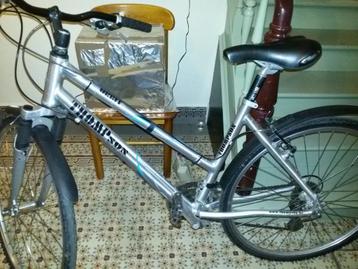 VTC THOMPSON MIXTE EN TAILLE M ET 21 VITESSES, 49 à 53 cm, Enlèvement, Utilisé, 28 pouces