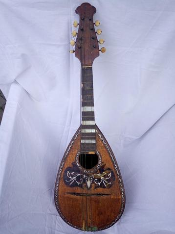 mandoline beschikbaar voor biedingen