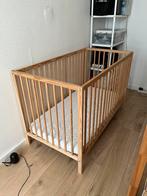 Peuterbed + matras, Kinderen en Baby's, Ophalen, Zo goed als nieuw