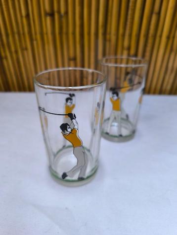 2 vintage waterglazen uit 1970 made in Italy, golfers  beschikbaar voor biedingen