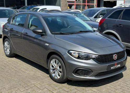 Fiat // Tipo, Auto's, Fiat, Bedrijf, Te koop, Tipo, Benzine, Euro 6, Berline, 5 deurs, Handgeschakeld, Zilver of Grijs, Grijs