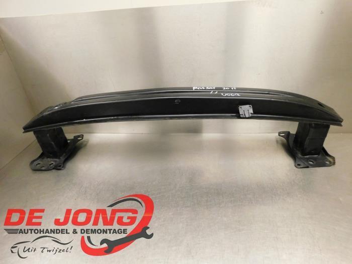 Bumperframe voor van een Volkswagen Passat, Auto-onderdelen, Ophanging en Onderstel, Volkswagen, Gebruikt, 3 maanden garantie
