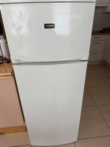 Zanussi koelkast (bijna nieuw) beschikbaar voor biedingen