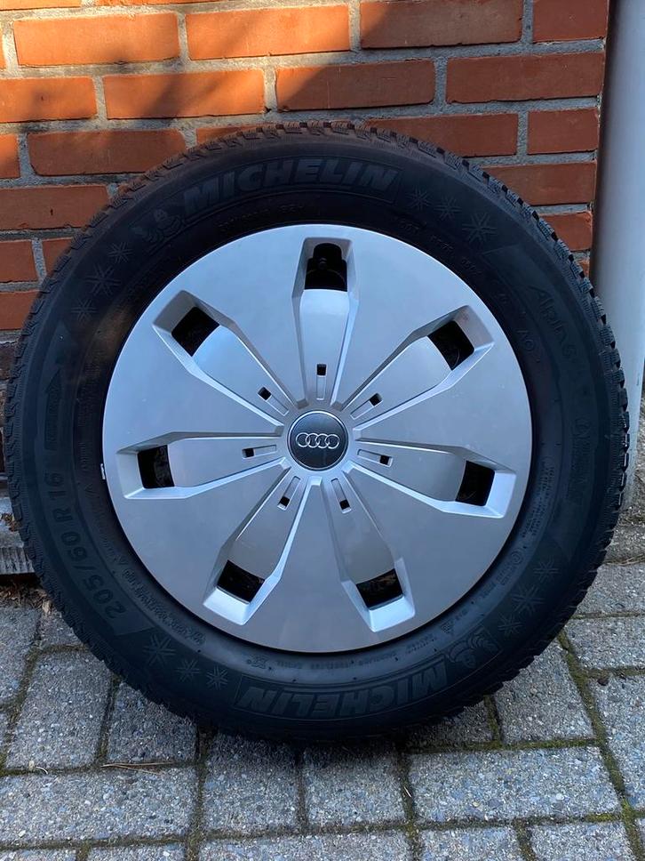 PNEUS D'HIVER Michelin 205/60 16 pouces sur jante Audi Q2, Autos : Pièces & Accessoires, Pneus & Jantes, Pneu(s), Pneus hiver