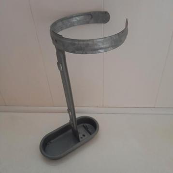 Drinkfles kippen beschikbaar voor biedingen