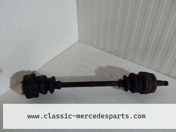 Steekas / aandrijfas Mercedes W124 met middelgroot different, Auto-onderdelen, Transmissie en Toebehoren, Mercedes-Benz, Gebruikt