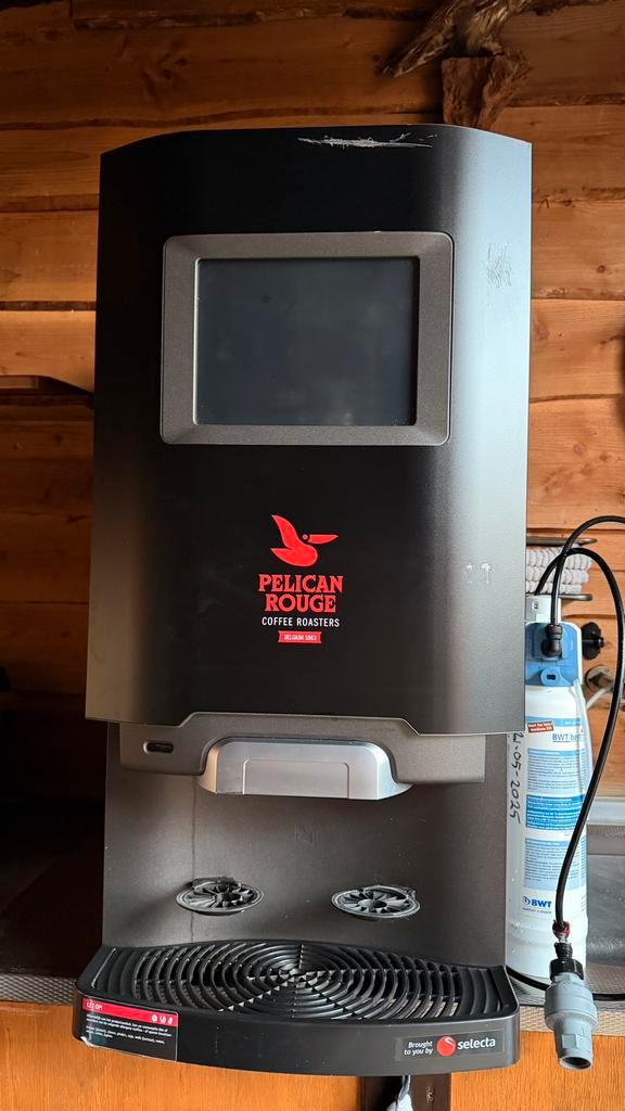 Professionele Koffieautomaat - Pelican Rouge, Elektronische apparatuur, Koffiezetapparaten, Gebruikt, Gemalen koffie, Koffiemachine
