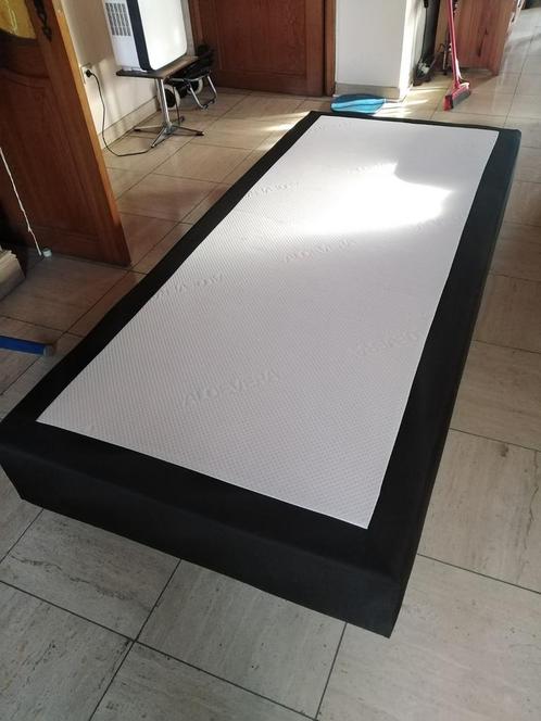 Boxspring Mörgen idéal boxspring 2m op 90 op 35, Huis en Inrichting, Slaapkamer | Boxsprings, Zo goed als nieuw, Ophalen of Verzenden