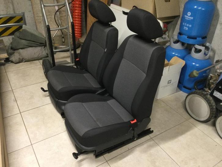 VW Caddy - 2 sièges avant état neuf avec platines, Auto-onderdelen, Interieur en Bekleding, Volkswagen, Nieuw, Ophalen