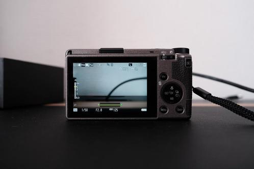Ricoh GR III Diary Edition + accessoires, Audio, Tv en Foto, Fotocamera's Digitaal, Zo goed als nieuw, Overige Merken, Ophalen of Verzenden