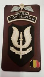 Para commando herdenkingsplaat gips relief dolk wings Diest, Verzamelen, Ophalen of Verzenden, Landmacht, Kunstobject