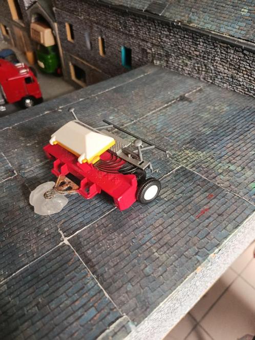 Mirofret-zaadcombinatie, Hobby en Vrije tijd, Modelauto's | 1:32, Gebruikt, Tractor of Landbouw, SIKU, Ophalen of Verzenden