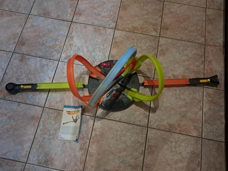 Hotwheels Roto Revolution FDF26-BF70 Mattel 2017, Kinderen en Baby's, Speelgoed | Racebanen, Zo goed als nieuw, Racebaan, Elektrisch