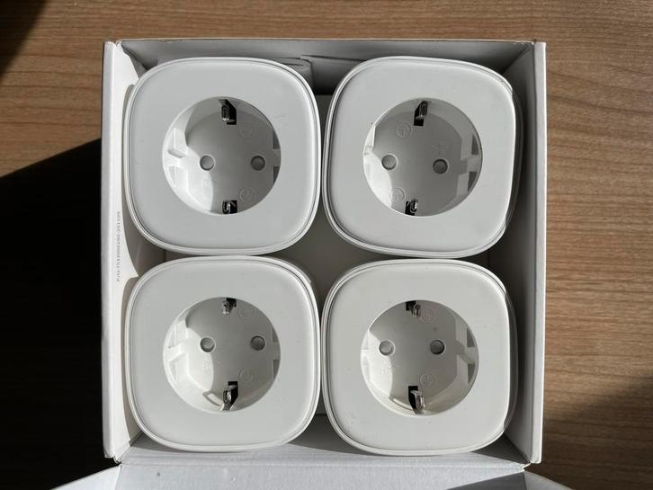 Meross - Smart Wi-Fi Plug MSS210 Apple Homekit 4 pack, Bricolage & Construction, Électricité & Câbles, Comme neuf, Enlèvement ou Envoi