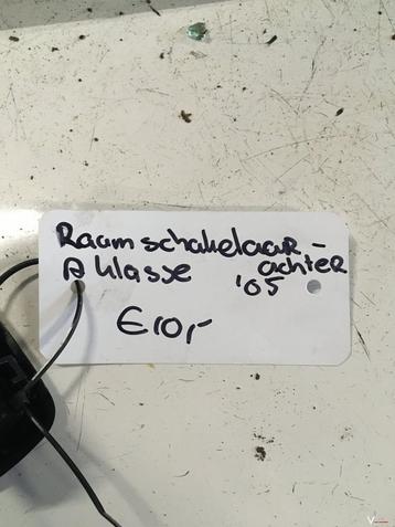 Mercedes A Klasse 2005 Raamschakelaar Rechtsachter beschikbaar voor biedingen
