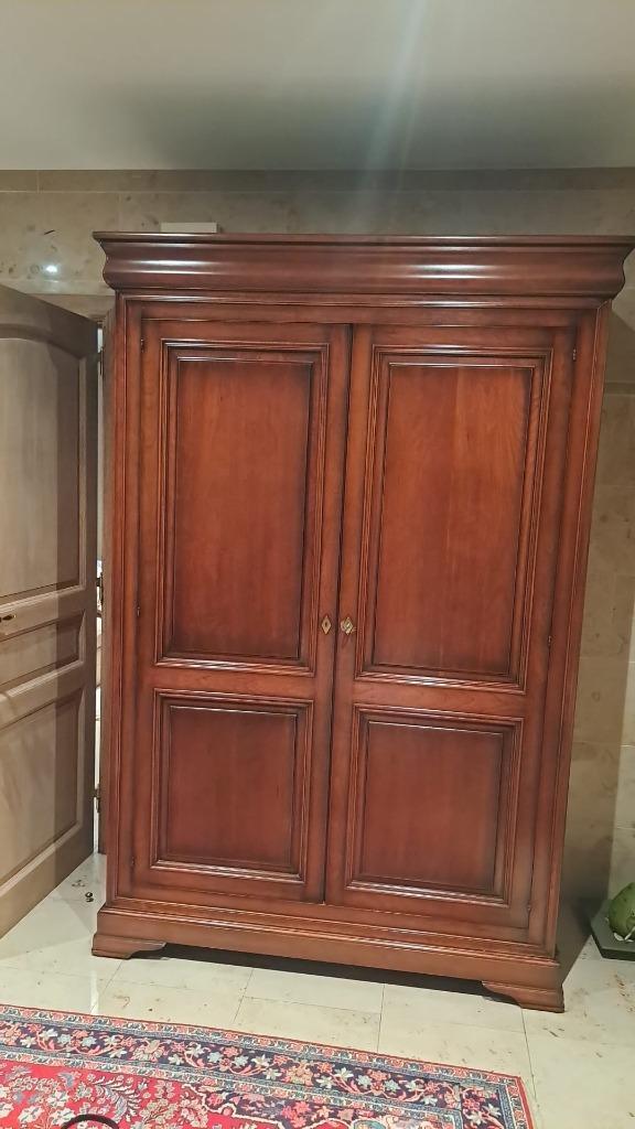 Massieve Kersenhouten Kast – Tijdloze Klasse en Vakmanschap, Antiek en Kunst, Antiek | Meubels | Kasten, Ophalen