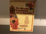 De nieuwe handwerk encyclopedie, Enlèvement ou Envoi, Comme neuf, Broderie ou Couture