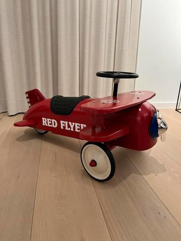 Red Flyer loopauto vliegtuig, Enlèvement