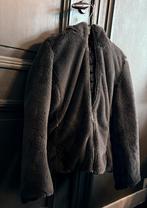 Veste taille S, Enlèvement ou Envoi, Comme neuf