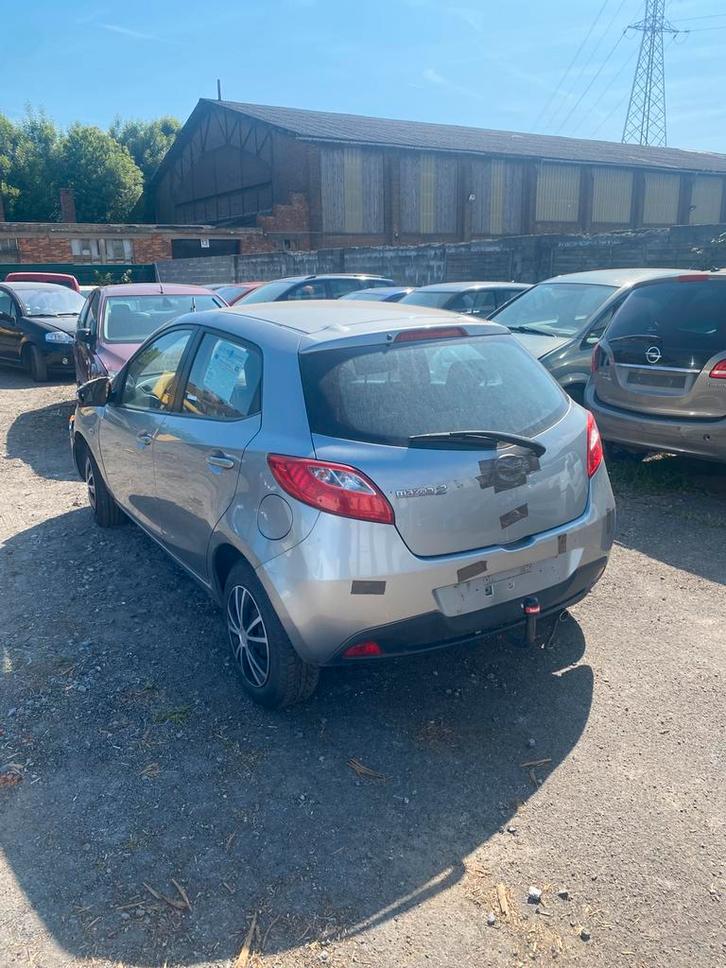 Mazda 2 essence 2012 boite auto pour pieces, Auto's, Mazda, Bedrijf, Te koop, Benzine, Euro 5, Automaat, Ophalen