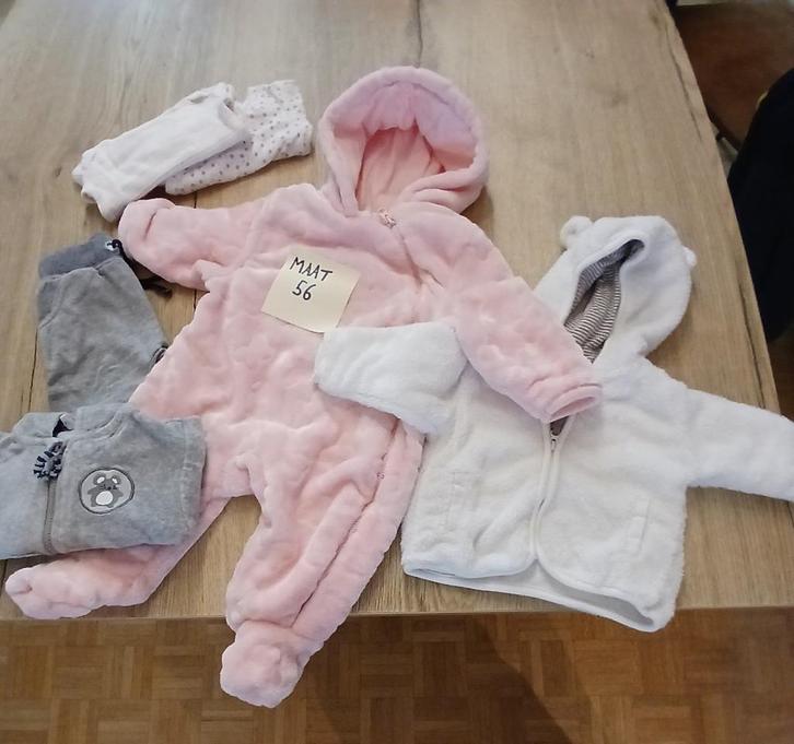 Pakket kledij baby voor meisje, maat 50 tem maat 80, Kinderen en Baby's, Kinderkleding | Kinder-kledingpakketten, Gebruikt, Overige maten