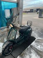 Sprint en Vespa, Vélos & Vélomoteurs, Comme neuf, Enlèvement, Essence, Vespa